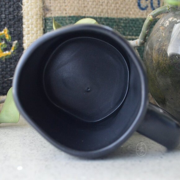 Rae Dunn Artisan Collection Black "Hustle" Mug - Picture 3 of 4